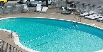 Smokyland Motel, Забронировать Мотель Отели Гатлинберг с бассейном, рядом с Тематический парк Anakeesta, Бассейн