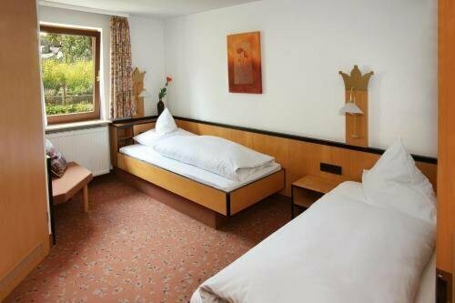 Hotel Krone, Забронировать Отель Альпирсбах 