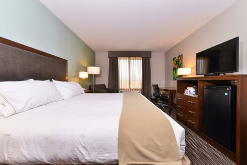 Holiday Inn Express & Suites Indio - Coachella Valley, Забронировать Отель Индио Coachella Valley, рядом с Казино Fantasy Springs