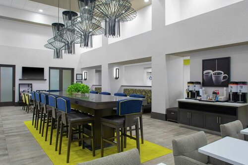 Hampton Inn & Suites Irvine-Orange County Airport, Đặt Khách sạn Irvine Orange