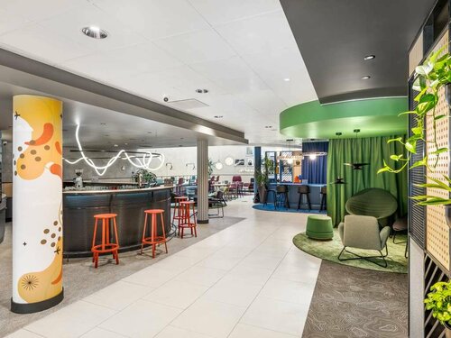 Ibis Budapest Centrum, Забронировать Отель Отели Будапешта 3 звезды, рядом с Станция метро Deak Ferenc Square, 3*