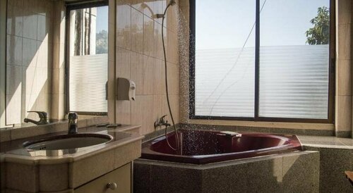 Hotel Sonetto, Забронировать Отель Отели Сантьяго 3 звезды, рядом с Santa Lucia Station, 3*