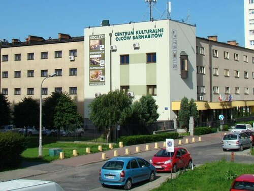 Centrum Barnabitów, Prenota Hotel Mokotów 