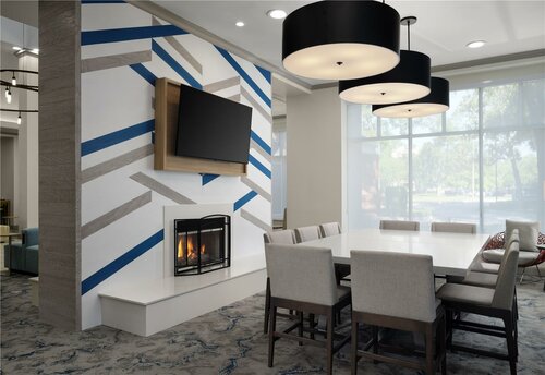 Hilton Garden Inn Tampa East/Brandon, Rezervați Hotel Brandon Florida