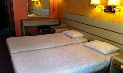 Hotel Mistral, Забронировать Отель Отели Пирея с бассейном, рядом с Metropolitan Hospital, Бассейн