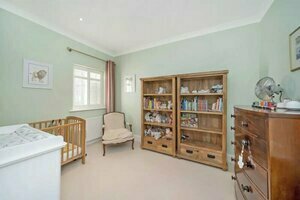Modern & Luminous 3BD Family Home - Fulham