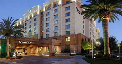 Embassy Suites by Hilton Sacramento Riverfront Promenade, Забронировать Отель Сакраменто Сакраменто