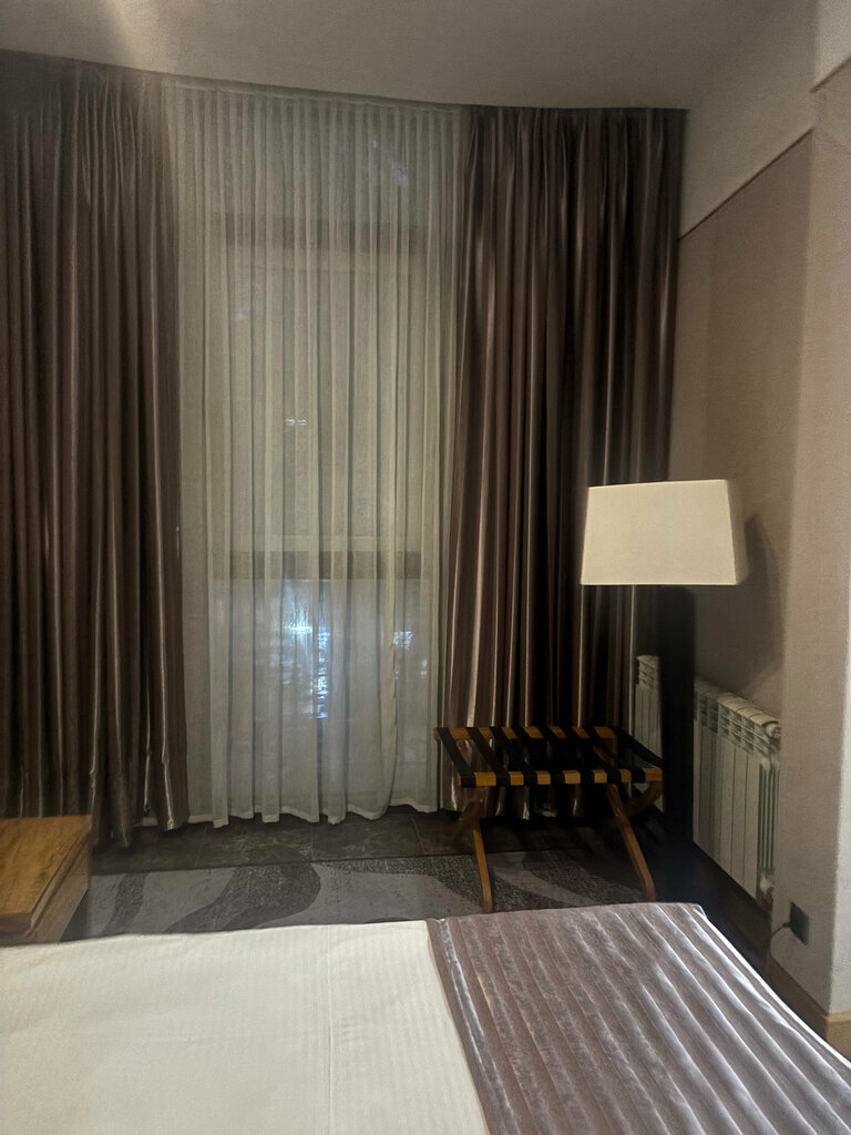 Absolute Hotel