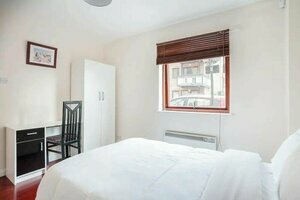 Homely 2 Bedroom House By Canary Wharf, Забронировать Отель Отели Большого Лондона 4 звезды, 4*
