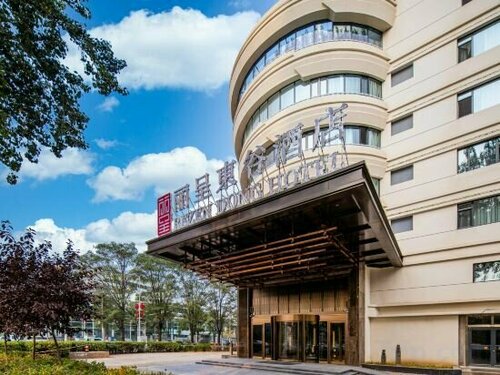 Rezen Dong Hotel