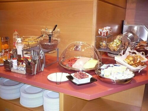 Hotel Estel, Book Hotel Hotels in Berga with Parking, Parking