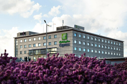 Holiday Inn Express Bradford City Centre by IHG, Забронировать Отель Отели в центре Брэдфорд, в центре, Парковка