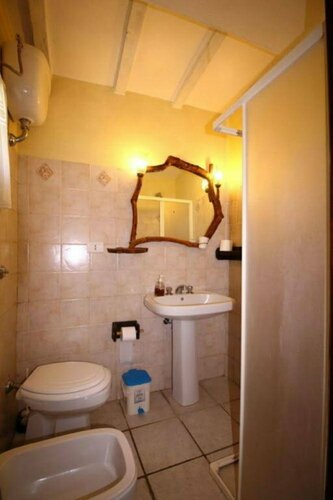Funghi 1, Rezervați Hotel Pitigliano 