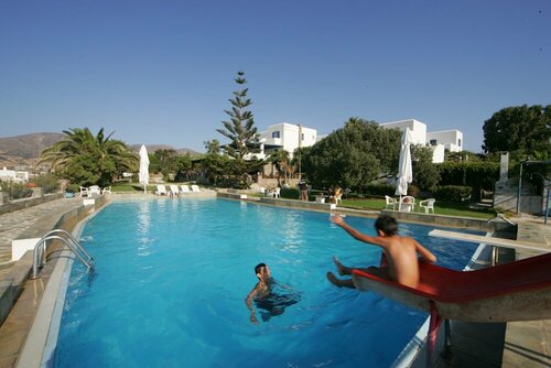 Silver Rocks Hotel, Забронировать Отель Хриси-Акти Парос