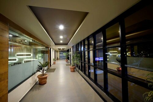 Hotel Middle Town, Réserver Hôtel Gandhinagar Gujarat