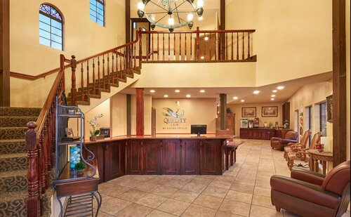 Ascot Suites Morro Bay, Забронировать Отель Отели Морро-Бэй 3 звезды, рядом с Morro Rock Nature Preserve, 3*