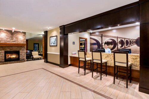 Staybridge Suites College Station by IHG, Забронировать Отель Отели Колледж-Стейшн с бассейном, рядом с Thomas Park, Бассейн