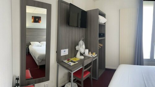 Hipotel Lilas Gambetta