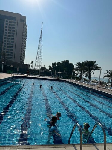 Sharjah Carlton Hotel, Забронировать Отель Al Khan Шарджа, рядом с Банк Шарджи