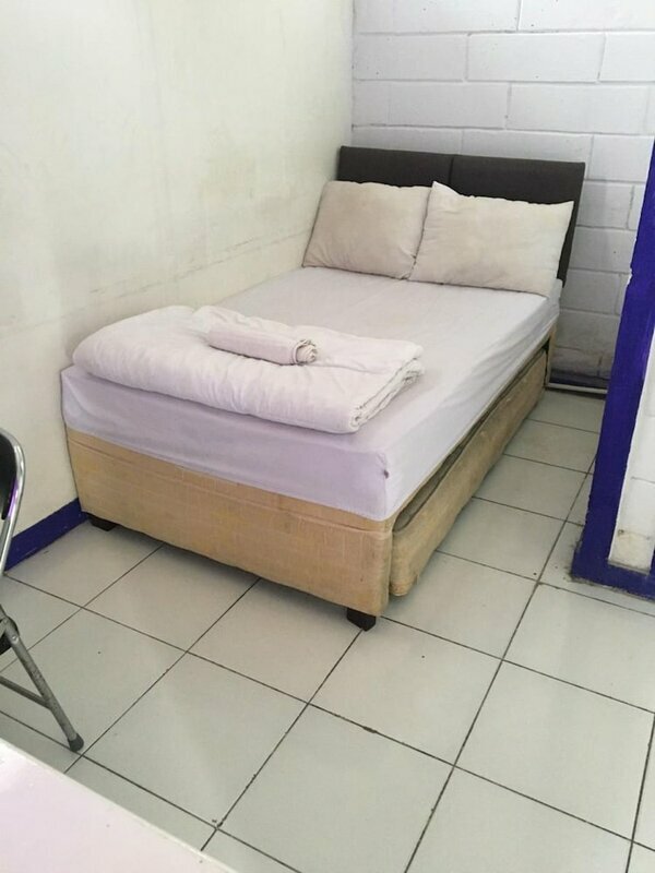 Caraka Hotel Batununggal