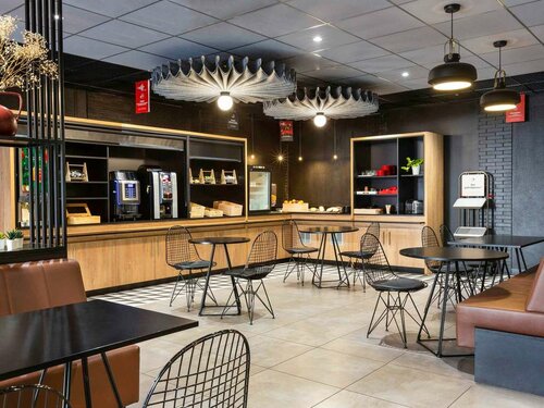 Ibis Marseille Centre Prefecture, Забронировать Отель Отели Марселя 3 звезды, рядом с Cathédrale de St Nicolas de Myre, 3*