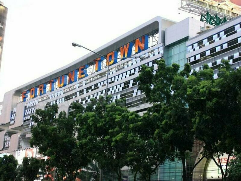 Royal Pacific