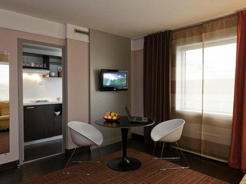 Residence Mercure Paris La Defense Grande Arche, Забронировать Отель Нантер Дефанс, рядом с Театр Нантер-Амандье