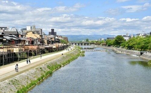 Piece Hostel Sanjo, Prenota Ostello Hotel economici a Kanagawa