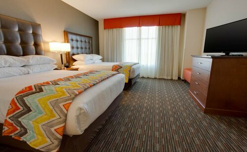 Drury Inn & Suites Charlotte Arrowood, Забронировать Отель Arrowood Шарлотте