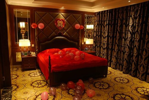 Chengdu Beautiful Sky International Hotel, Book Hotel Hoteller i Qingyang med parkering, Parkering