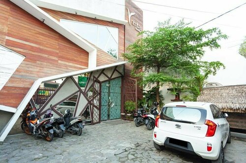 Medan Capsule Hostel, Book Hotel Hotels in Medan with Parking, Parking