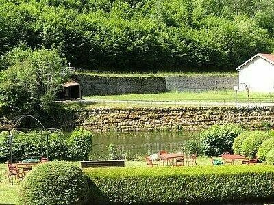 La Truite D'or, Book Hotel Hoteller i Burgund med parkering, Parkering