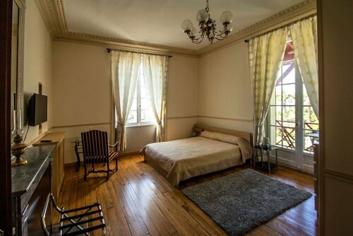 Hotel Bellevue, Забронировать Отель Отели в центре Андай с завтраком, отели в центре Андай с завтраком