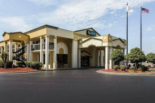 Quality Inn & Suites