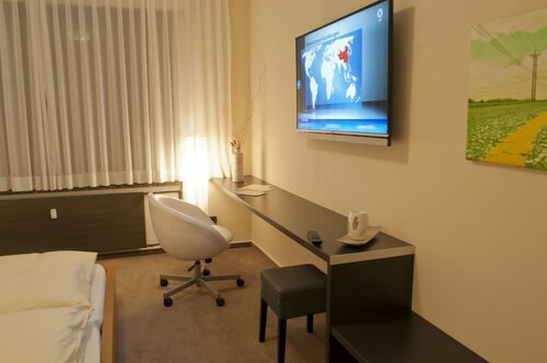 Hotel Credé, Забронировать Отель Niederzwehren Кассель
