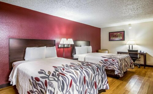 Red Roof Inn Houston East, Book Hotel Hoteller i Houston med parkering, Parkering