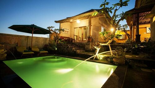 Katak Tepi Sawah Villas, Rezerwuj Hotel Northern Kuta Bali