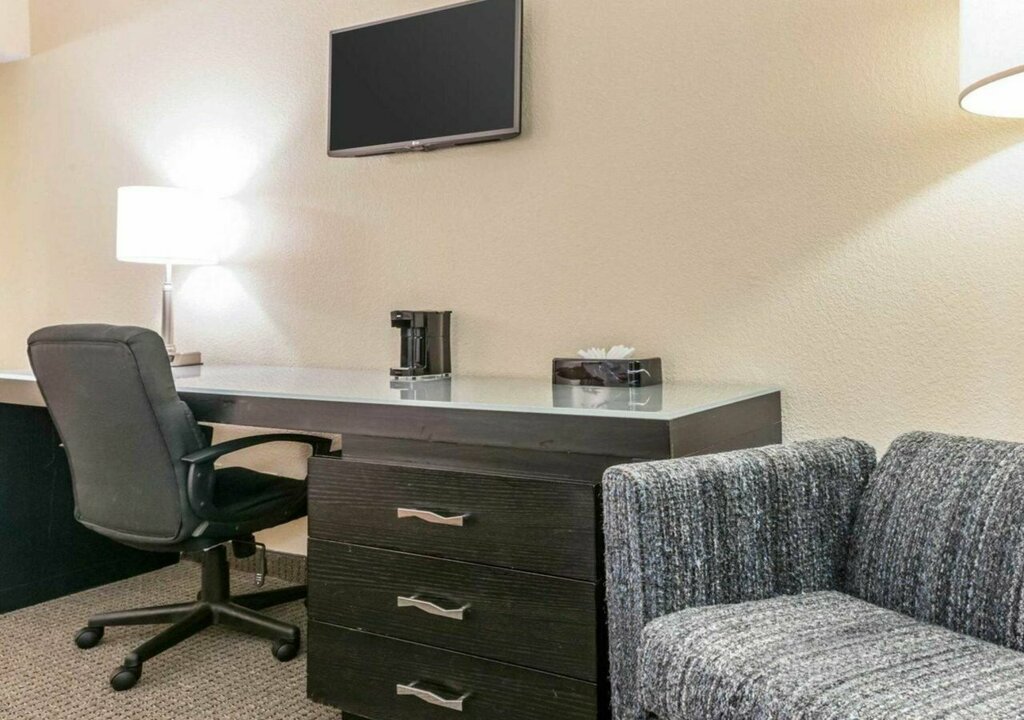 Quality Inn Northwest