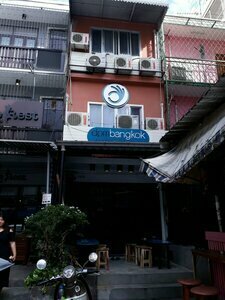 Dpm Hostel Bangkok, Забронировать Хостел Отели Бангкока с парковкой, рядом с Площадь Санам Луанг, Парковка