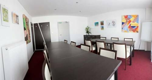 F - Team Hotel, Забронировать Отель Липтовски Градок 