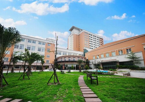 Uni Resort- Lukang, Забронировать Отель Луган Changhua County, рядом с Храм Лукан Луншань