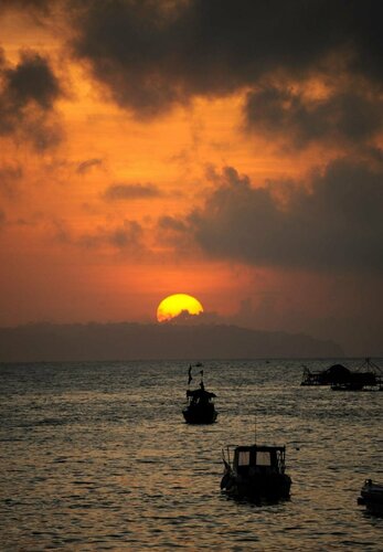 Surya Kencana Seaside Hotel, Varaa Hotelli Pangandaran West Java