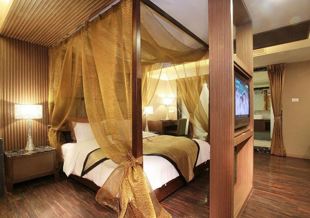Mucun Hot Spring Resort