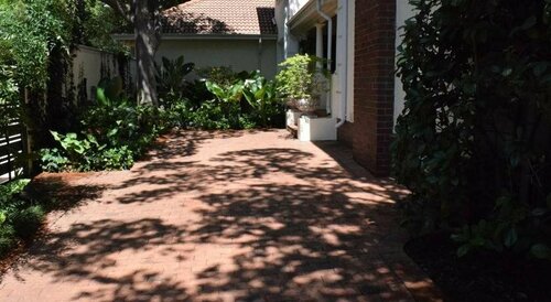 Edward House, Book Hotel Waterkloof Glen 
