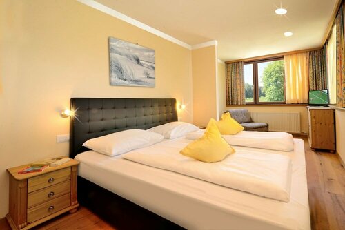 Hotel Flötscherhof, Забронировать Отель Отели Valle Isarco с бассейном, Бассейн