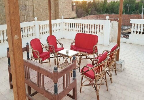 Taharka Nubian House, Book Hotel Hoteller i Aswan med parkering, Parkering