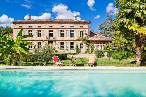 Domaine De Roucayrols, Buchen Sie Pension Ambres Tarn