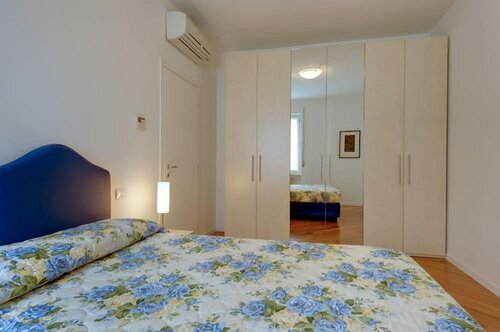 My House Apartments, Book Apartment Cremona Lombardy, near Stradivari Museum