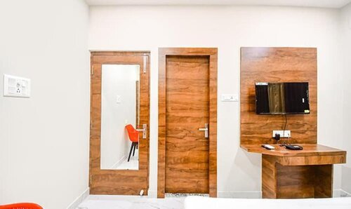 Collection O Hotel Dak Plaza, Book Hotel Calcutta 