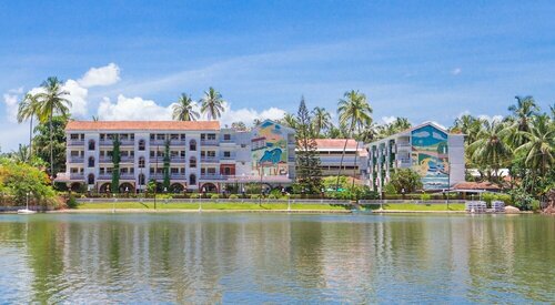 Resorte Marinha Dourada, Varaa Hotelli Arpora SPA-hotellit, SPA